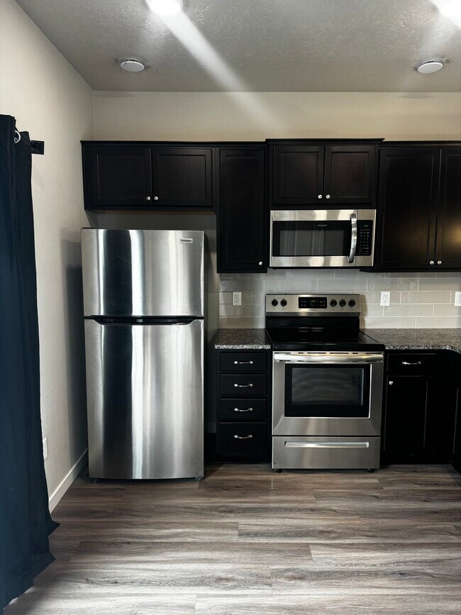 Photo - 5912 S Jessenia Ln