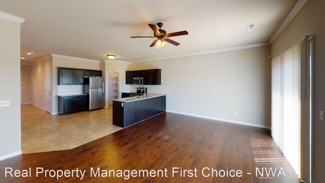 Photo - 3 br, 2.5 bath House - 2731 W Shasta Road