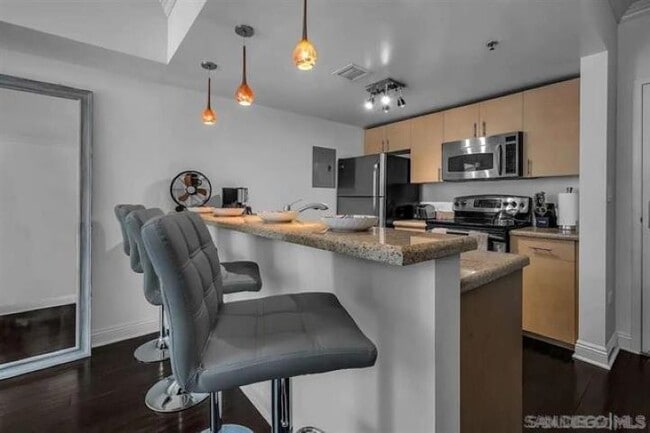 425 W Beech St Unit Acqua Vista