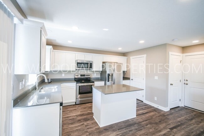 Photo - 1007 Warren St