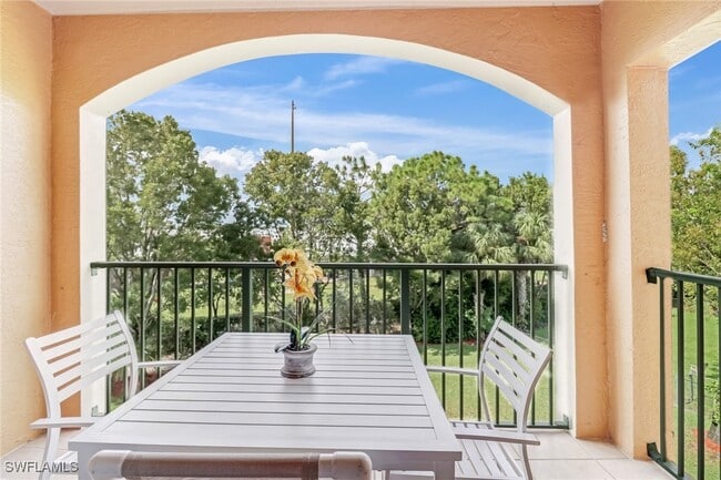 Photo - 1190 Wildwood Lakes Blvd Unidad 306