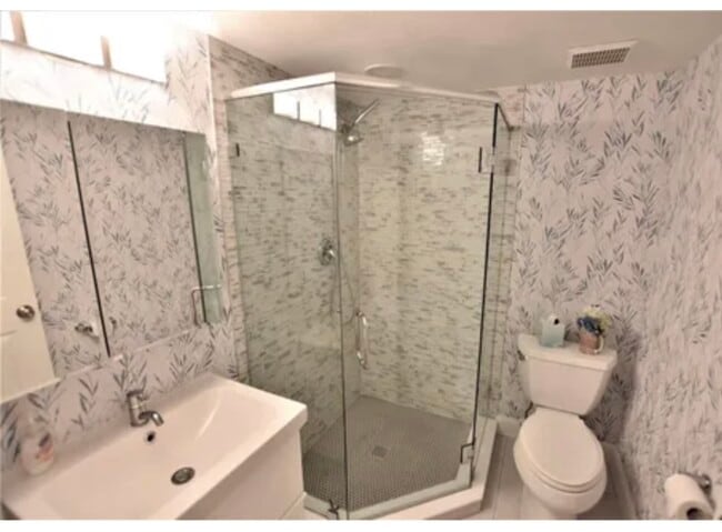 Photo - 4570 Ringwood Meadow Unit 2