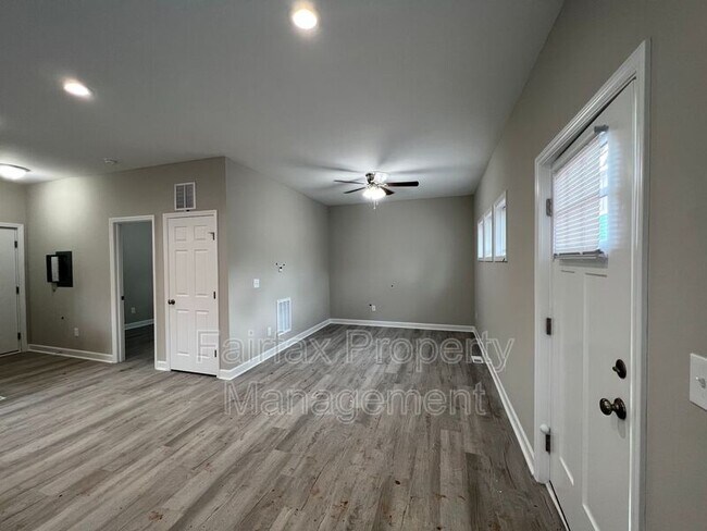 Photo - 2305 Owen St Unit Apt. A