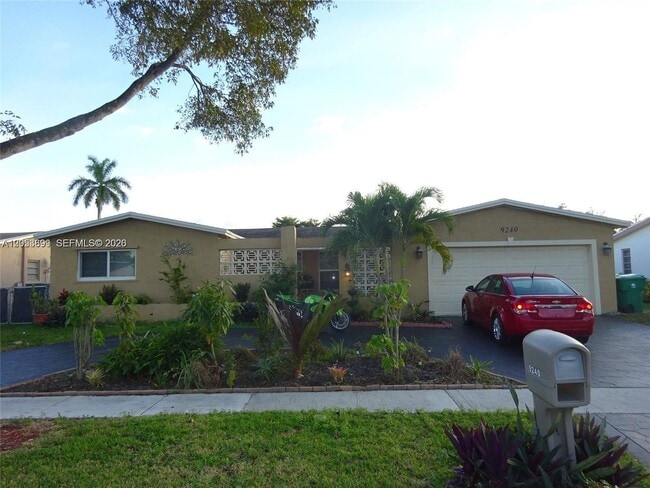 Photo - 9240 SW 56th St