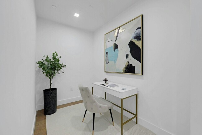 Photo - 8404 4th Ave Unidad 308