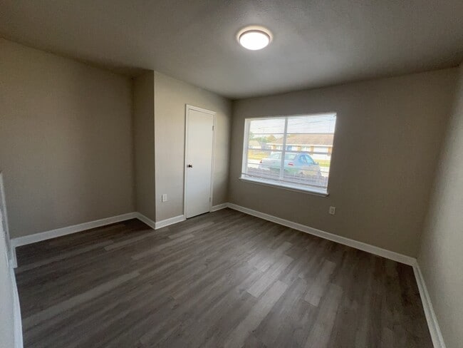 Photo - 4406 Tampico St