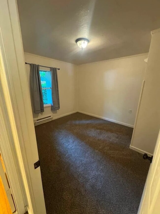 Photo - Cute 2 bedroom 1 bathroom Duplex Near National Ave