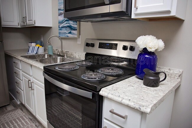 Photo - 1305 W Sandusky St Unidad E