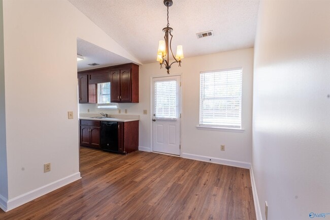 Photo - 896 Toney Rd