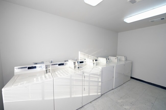 Photo - Ridgetop Apartments