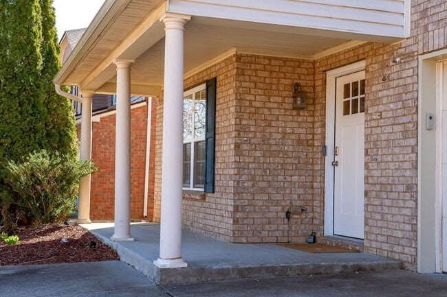 Photo - 1005 Gannett Rd