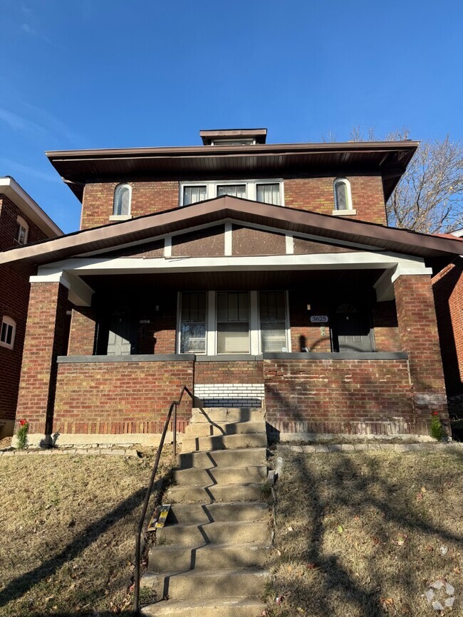 Building Photo - Tower Grove South Duplex for RENT!!! Rental