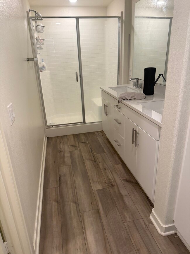 Photo - 8258 Spirit St