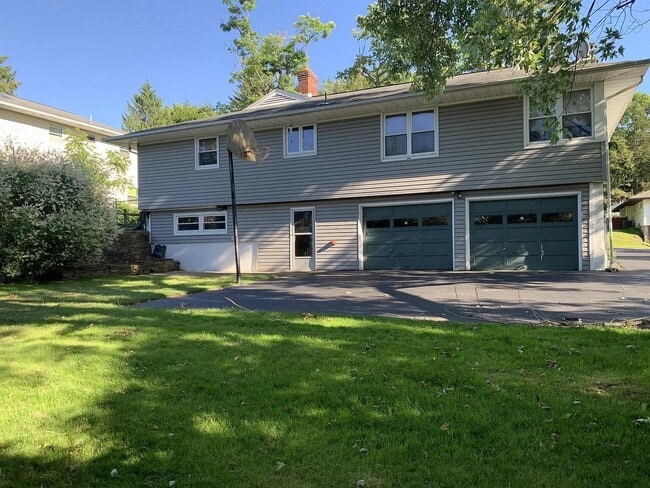 Photo - 3137 Belmont Ave