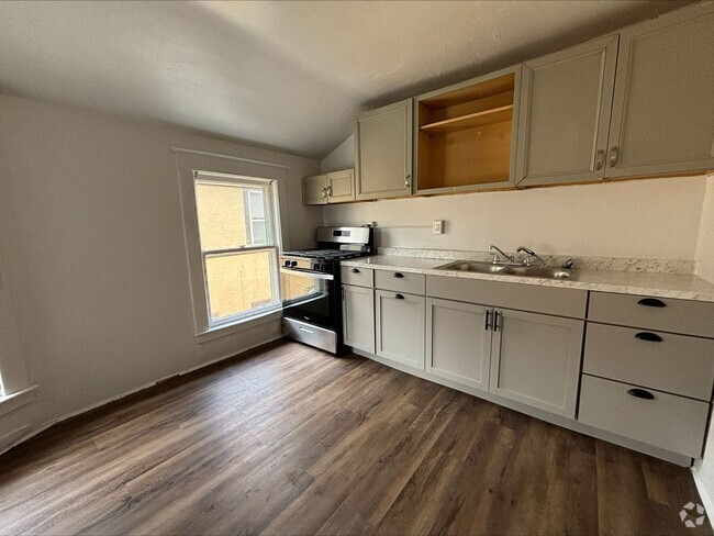 Building Photo - 808 W Walnut St Unit 2 Rental