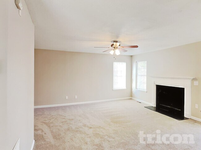 Photo - 6260 Phillips Lake Way