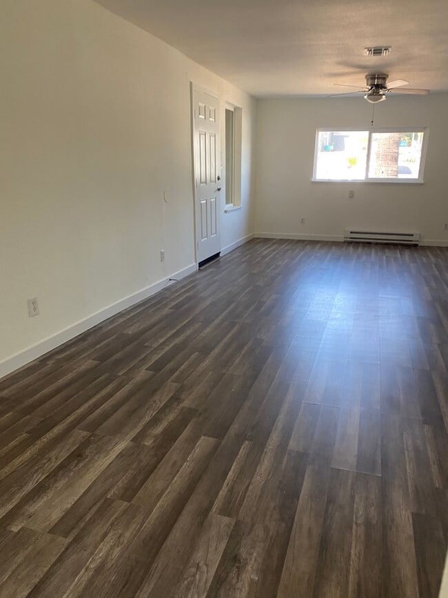 Photo - Louise Unit LOUISE-B