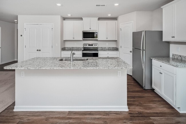 Photo - Room in House on Hawley St