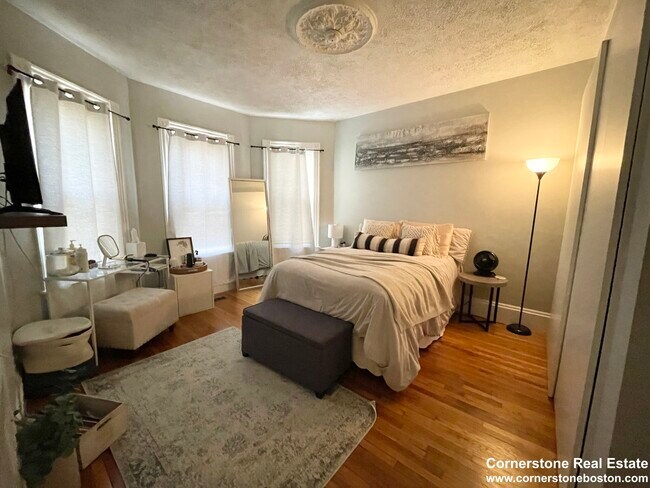 Photo - 24 Pond St Unit 4