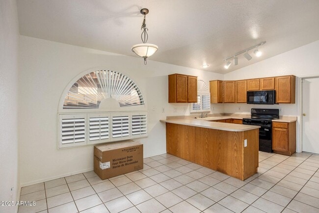 Photo - AVAILABLE NOW IN GREAT AVONDALE LOCATION!!!