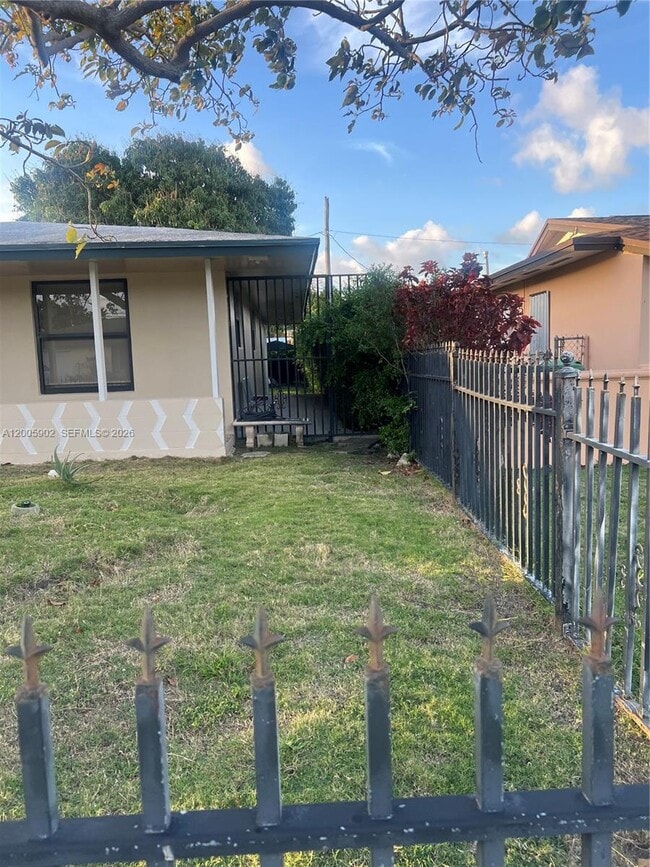 Photo - 9945 SW 164th Terrace Unit 1