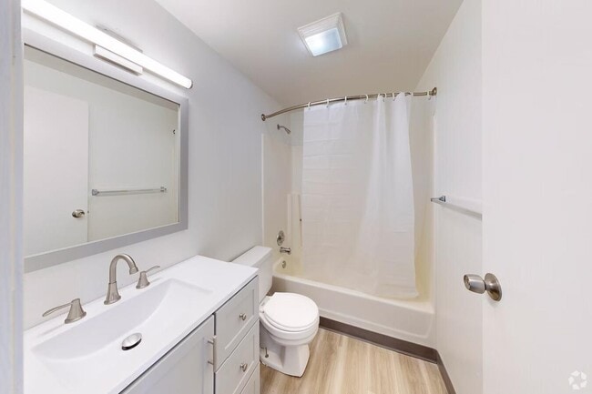 Photo - 70 Bear River Dr