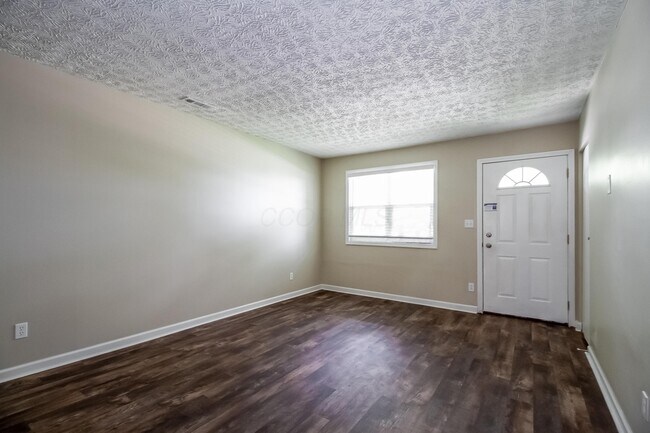 Photo - 2495 Willow View Ct