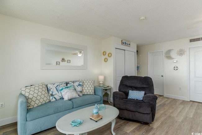 Photo - 201 75th Ave N