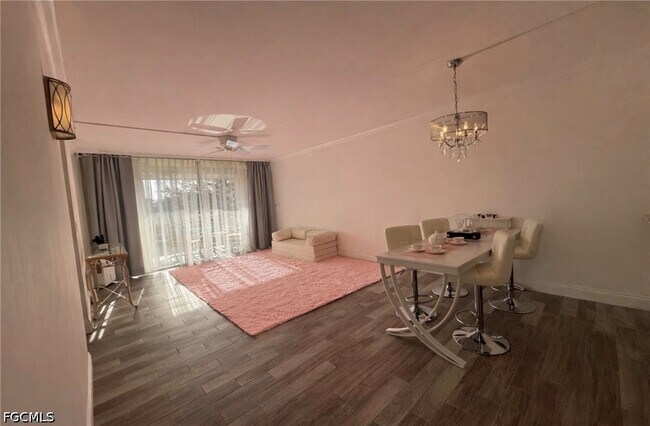 1087 Forest Lakes Dr Unit 306