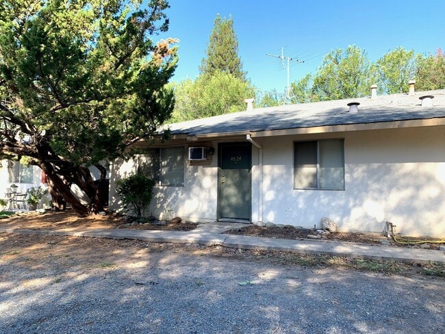 Building Photo - 2868003/60 Unit 2868003001^^