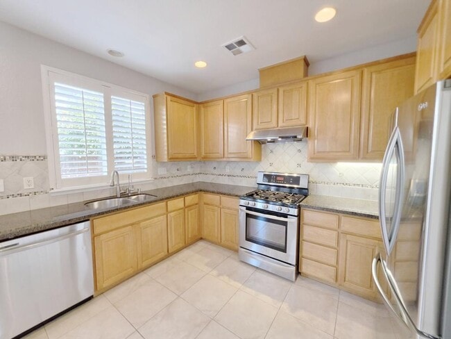 Photo - 2075 Purcell Pl