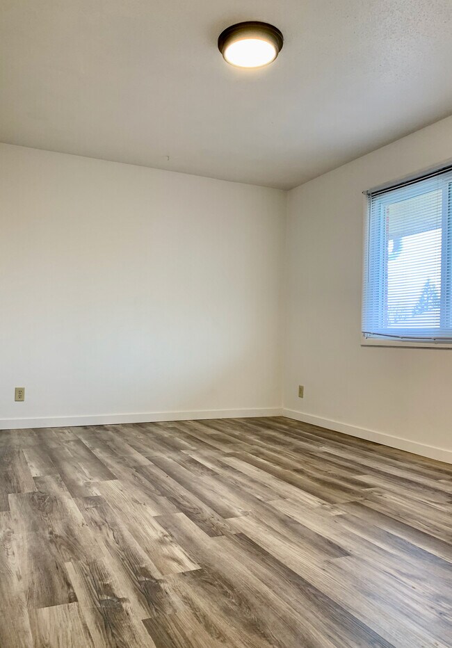 Photo - 1110 Doreen Ave Unit 1