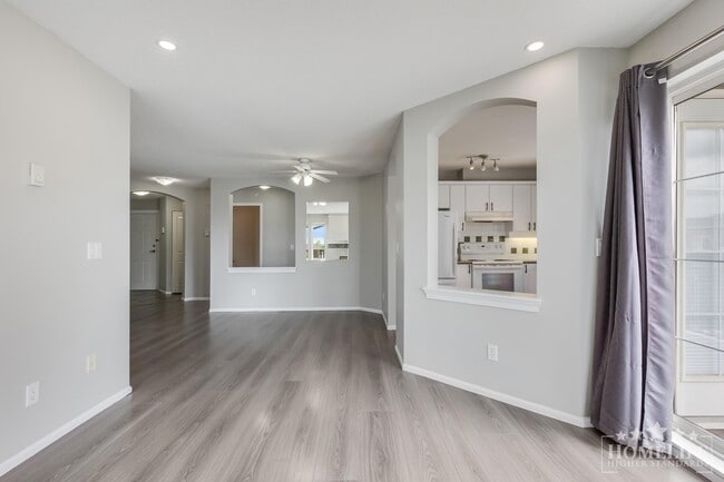 Photo - Spacious Top Floor 2 Bedroom + Den Corner Condo for Rent at Rockport – Langley Unit 305