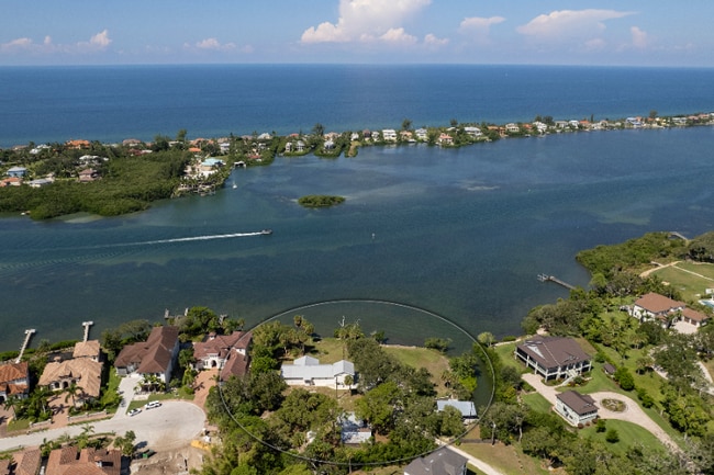 Building Photo - 331 Roberts Rd