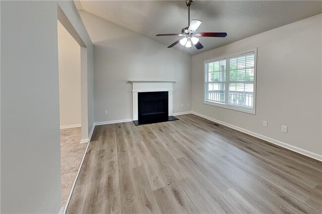 Photo - 217 Remington Ct