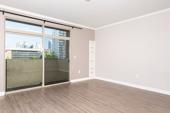 Photo - 1501 Front St Unit 520