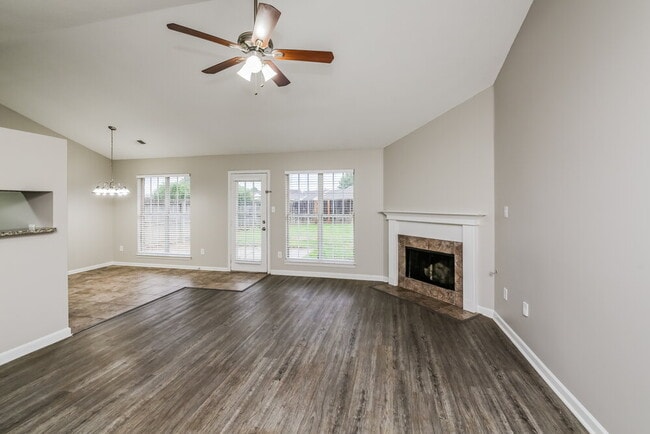 Photo - 7927 Nature Walk Dr