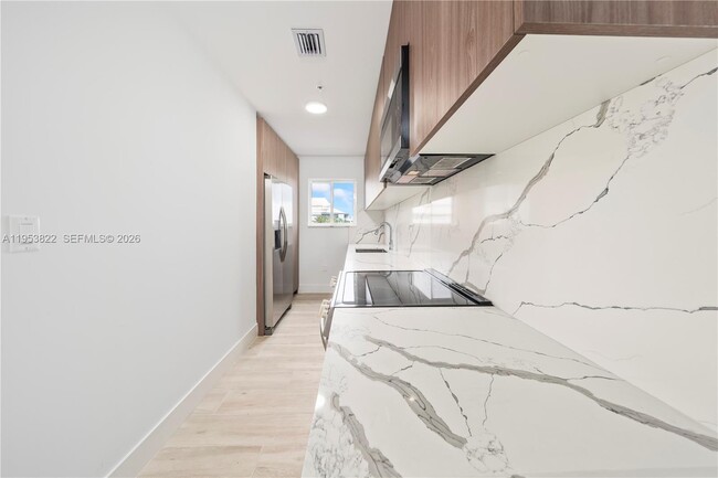 Photo - 32 NW 14th Ave Unit 202