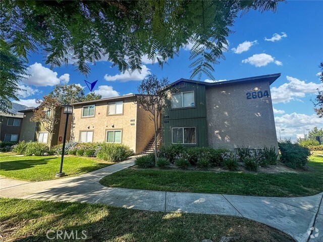 Building Photo - 2604 Avenida Del Vista Unit 202 Rental