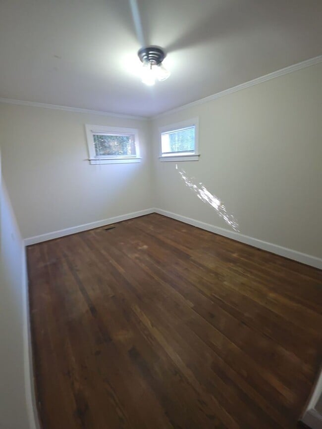 Photo - 58 Davis Ave Unidad 58 Davis Ave A