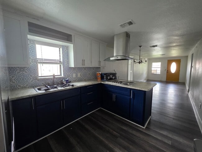 Photo - 10015 Porto Rico Rd