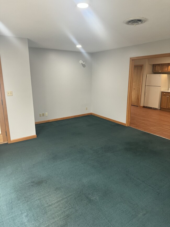 Photo - 94 E Bridge St Apartment Unit 2