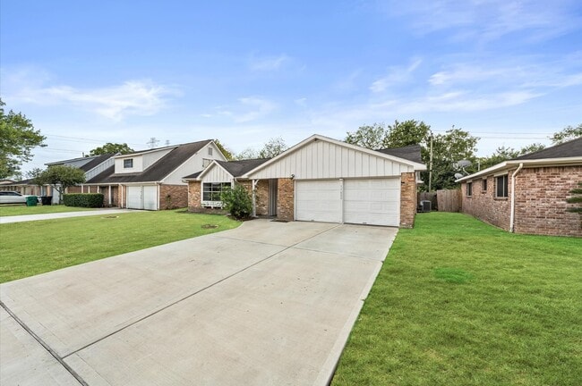 Photo - 11623 Carvel Ln