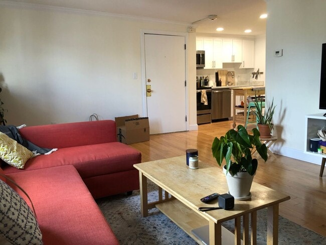 Photo - Allston 2 Bed – No Broker Fee – Heat & Hot Water Included – 6/1