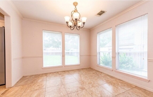 14303 Oak Chase Dr
