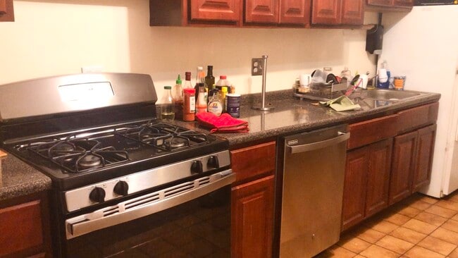 Photo - 180 Saint Paul St