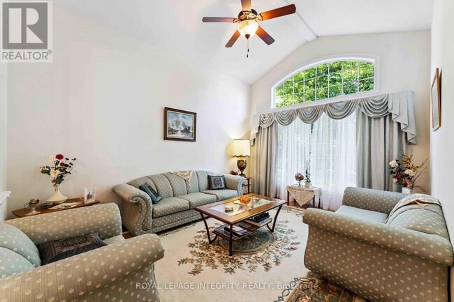 Photo - 101 Spiritwood Dr