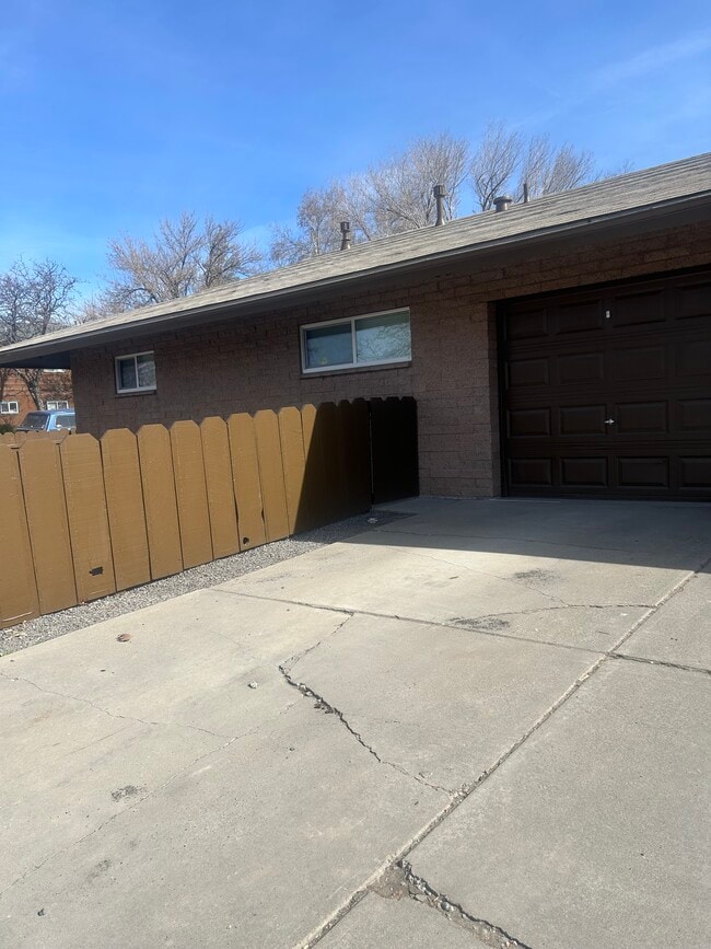 Photo - 1799 Vance Wy