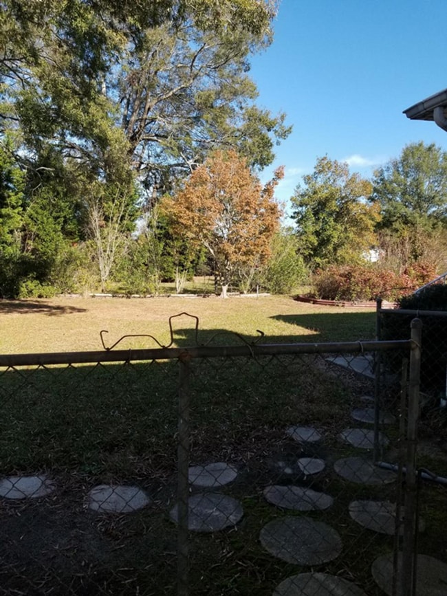 Building Photo - 3 bedroom 2 Bath Palmetto Street Florence ... Rental