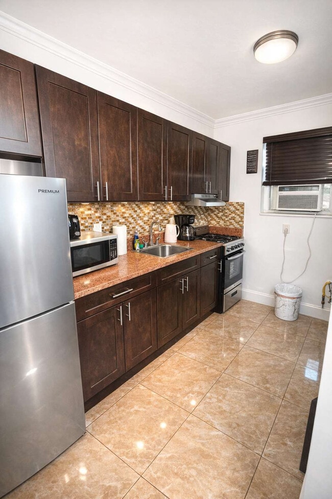 Photo - 338 Van Buren St Unit SI FL1-ID1520231P